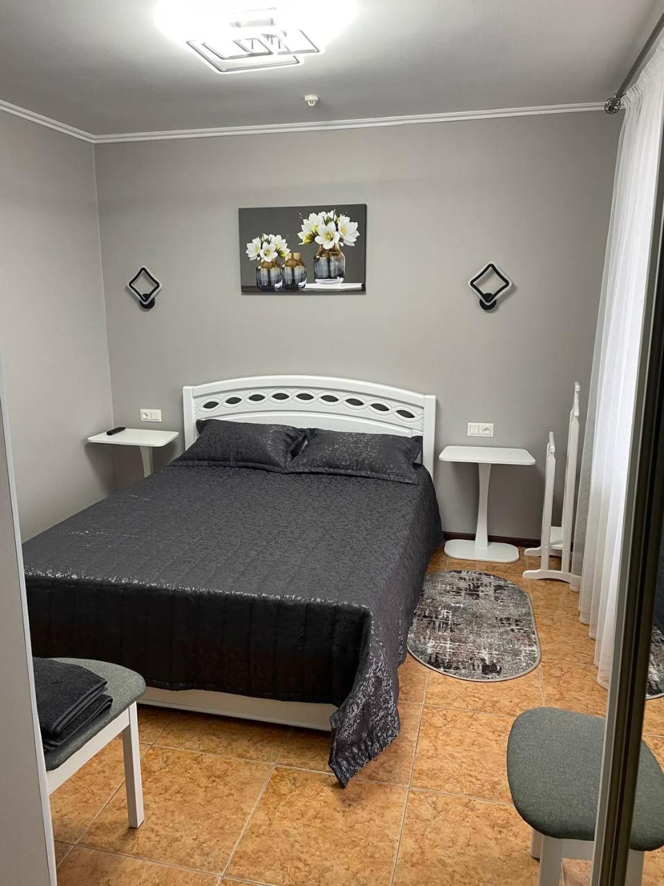 Hotel Золотий Лев Zvenyhorodka Esterno foto